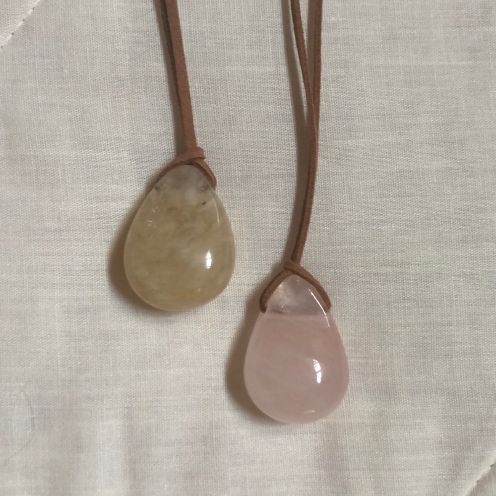 Worry Stone Necklaces - Picture 1 of 3